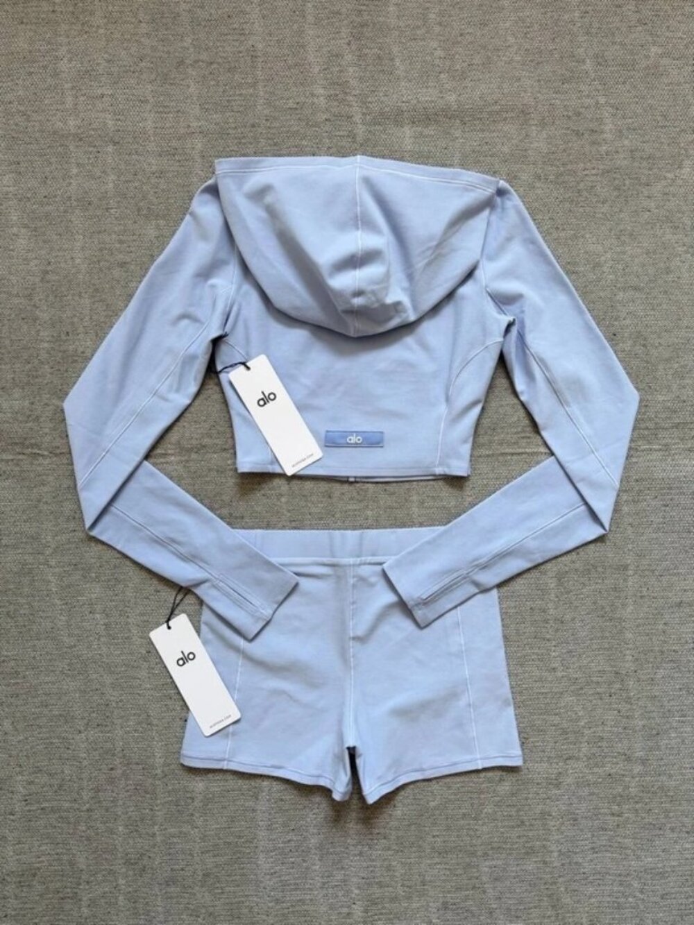 Alo Yoga Alosoft Sincere Fitted Jacket and Alosoft Sincere Micro Short, size S - Picture 4 of 10